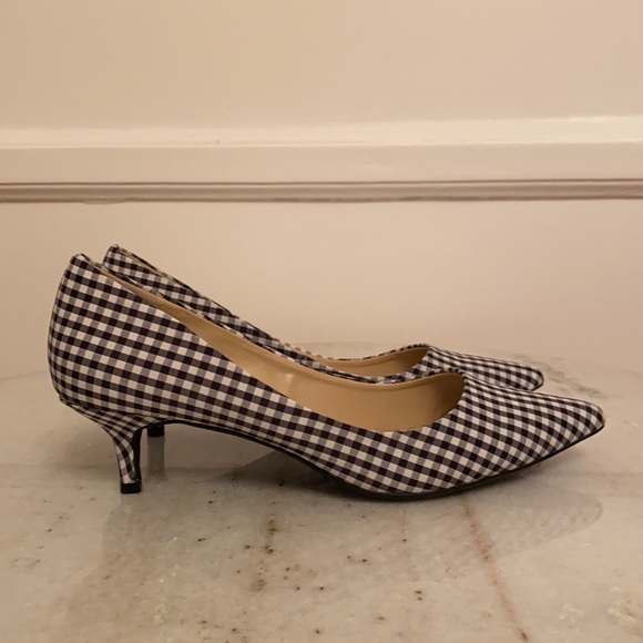 Athena Alexander Black and White Kitten Heels Size 8 - Picture 7 of 11